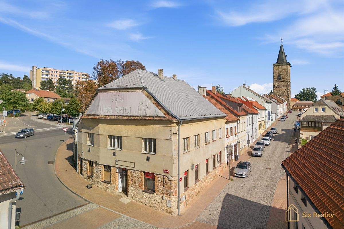 Prodej vícegeneračního domu 663 m², pozemek 524 m²