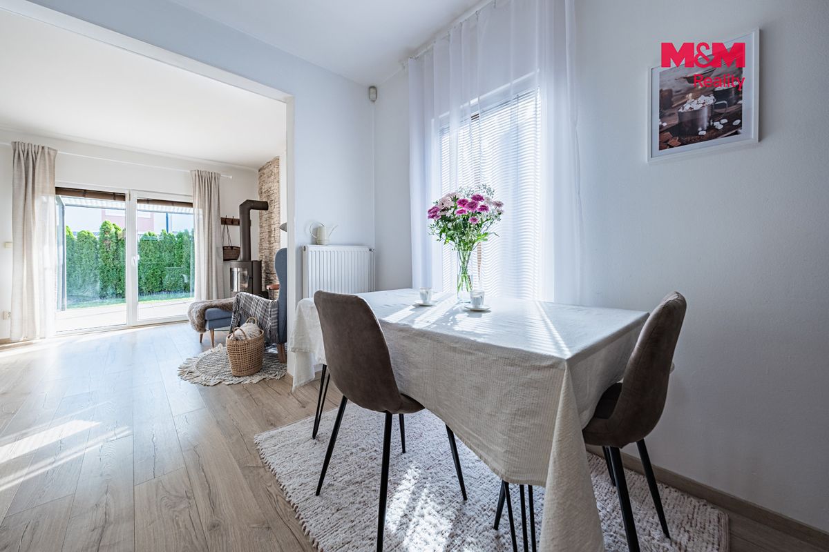 Prodej rodinného domu 80 m², pozemek 317 m² – fotografie 4