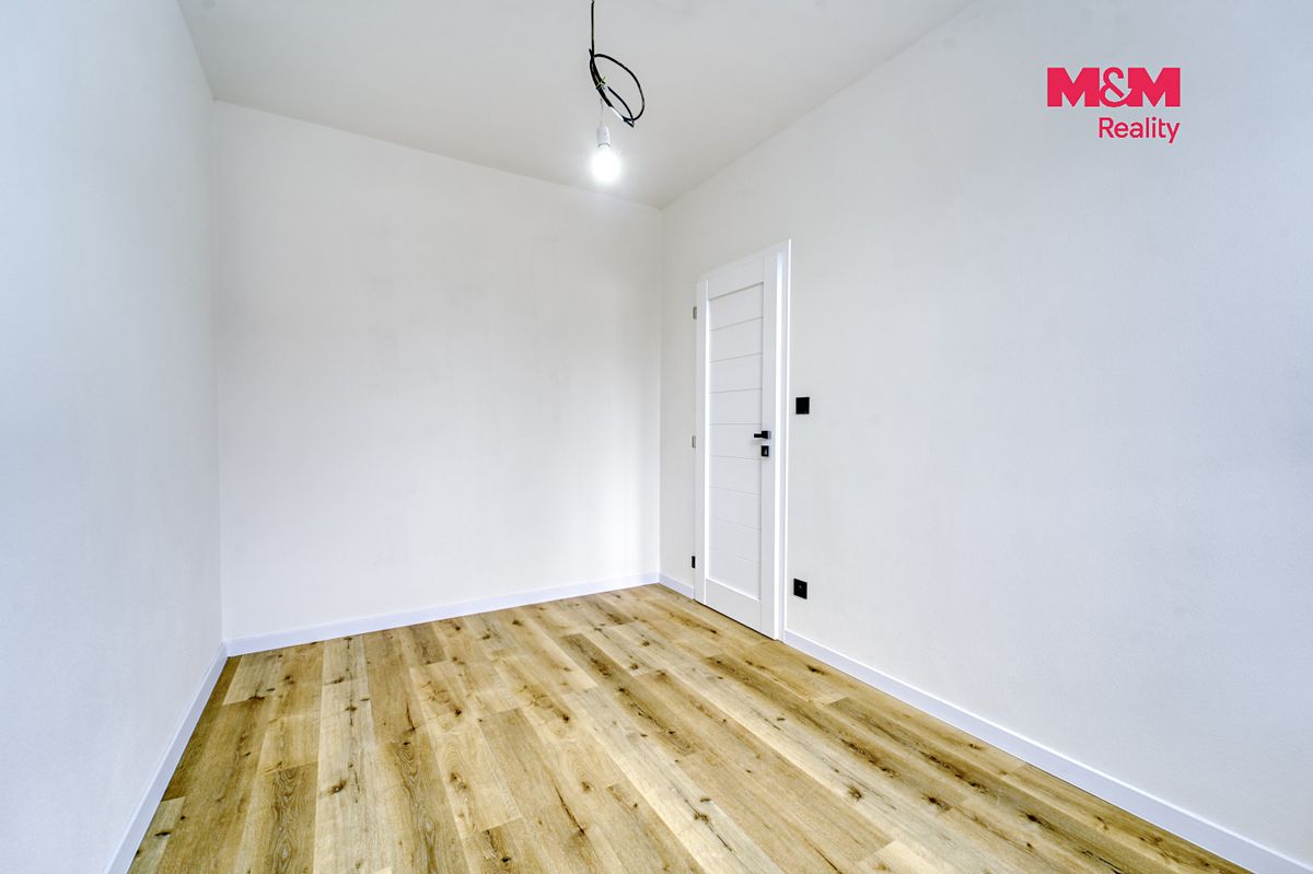 Pronájem bytu 2+kk 40 m² – fotografie 4