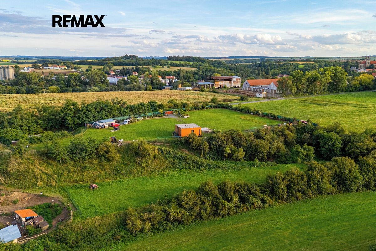 Prodej stavebního pozemku 10431 m² – fotografie 5