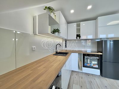 Pronájem bytu 3+kk 84 m²