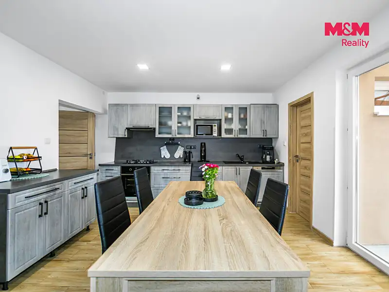 Prodej rodinného domu 115 m², pozemek 116 m², Louny – náhled fotky 3