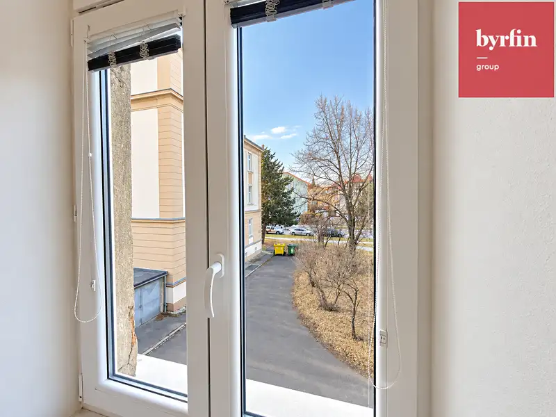 Pronájem bytu 2+1 79 m², Opava – náhled fotky 3