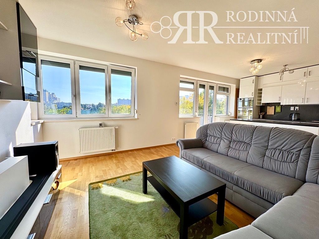 Pronájem bytu 4+kk 102 m² – fotografie 5