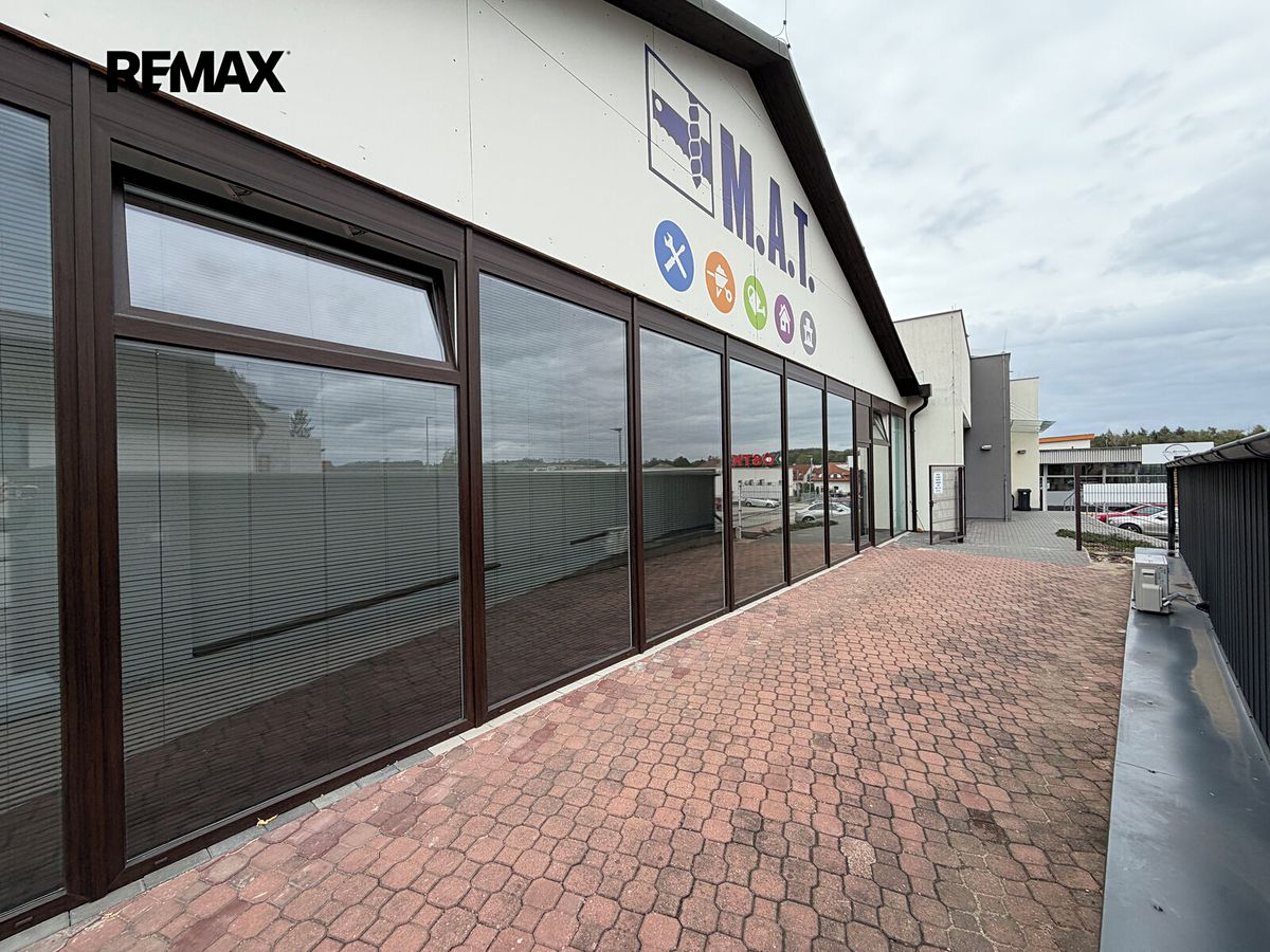 Pronájem obchodního prostoru 52 m²