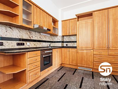Pronájem bytu 1+kk 35 m²