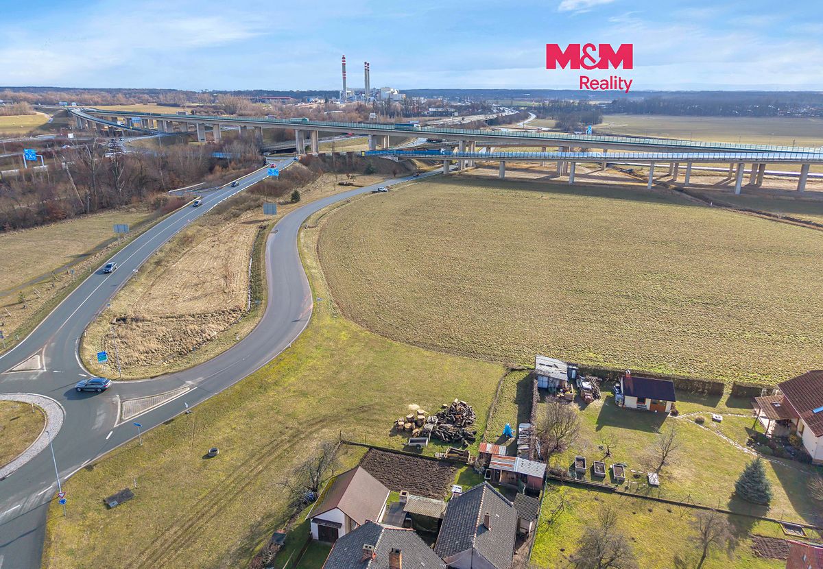 Prodej stavebního pozemku 8413 m²