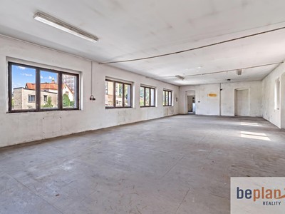 Prodej komerčního prostoru, 7 660 m² (2 z 26)