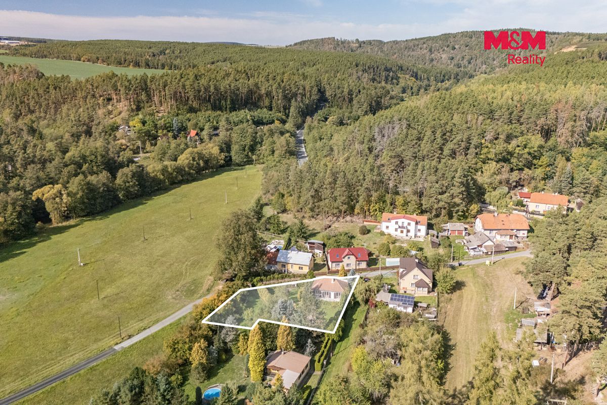 Prodej rodinného domu 79 m², pozemek 1300 m² – fotografie 2