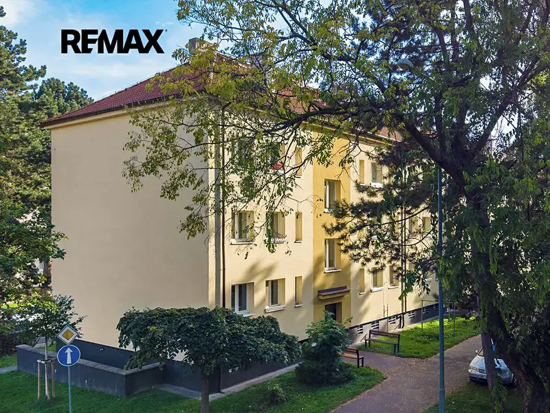 Prodej bytu 3+1 57 m², Kolín – náhled fotky 1