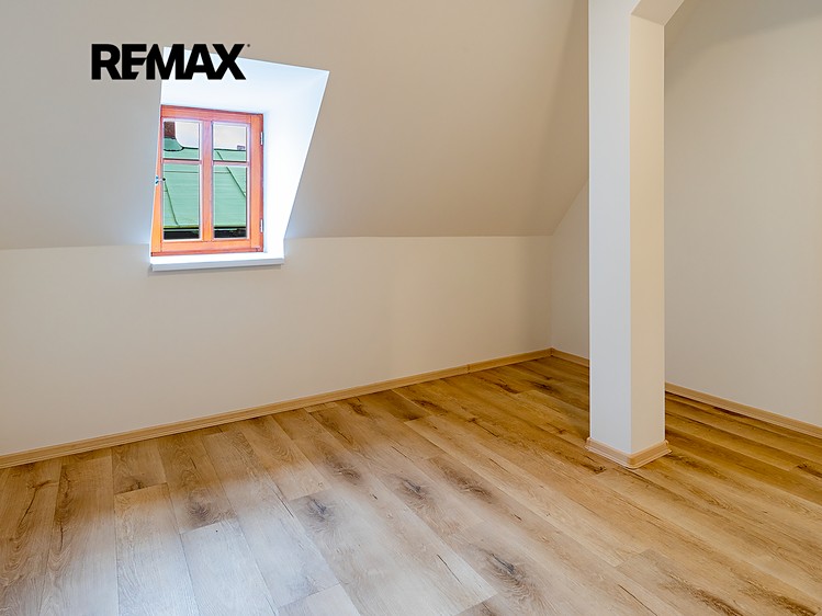 Prodej bytu 2+kk, 63 m² (21 z 55)