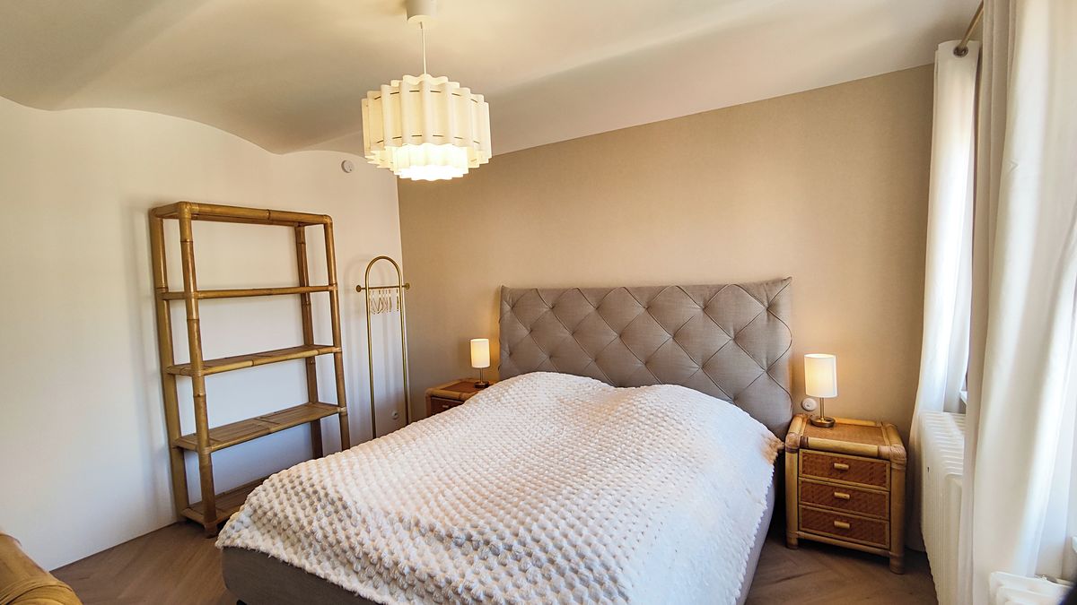 Pronájem bytu 2+kk 143 m² – fotografie 3