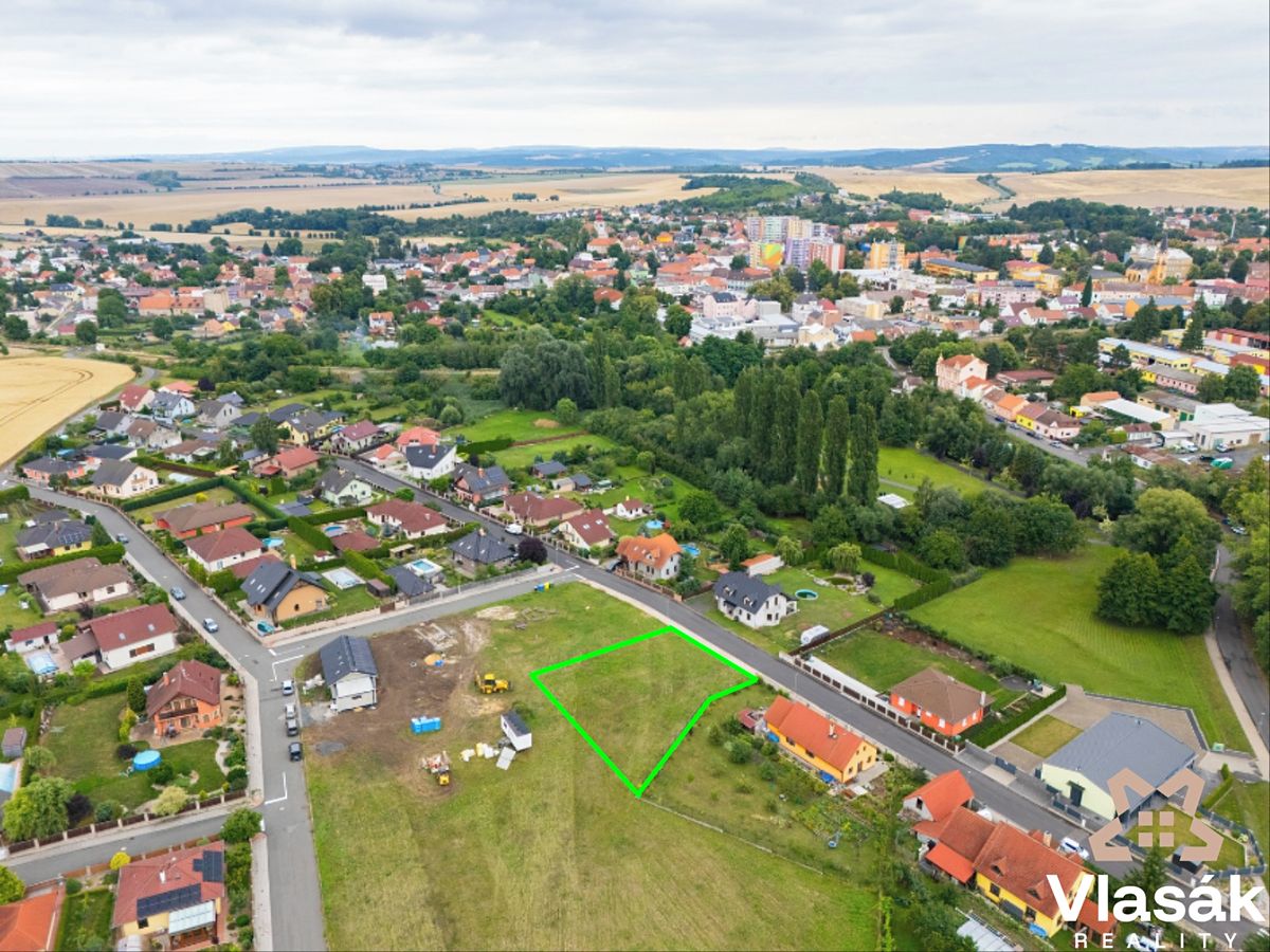 Prodej stavebního pozemku 1210 m² – fotografie 3