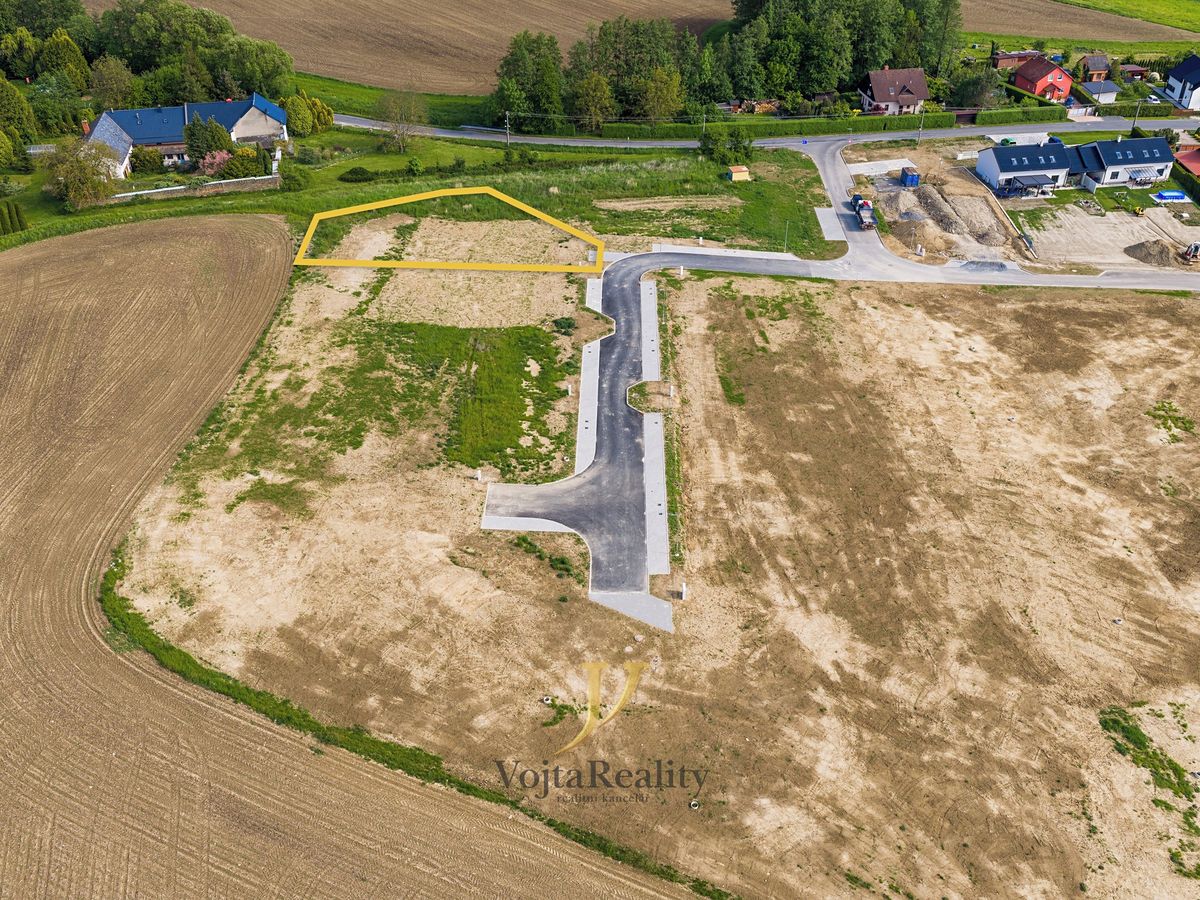 Prodej stavebního pozemku 917 m² – fotografie 3