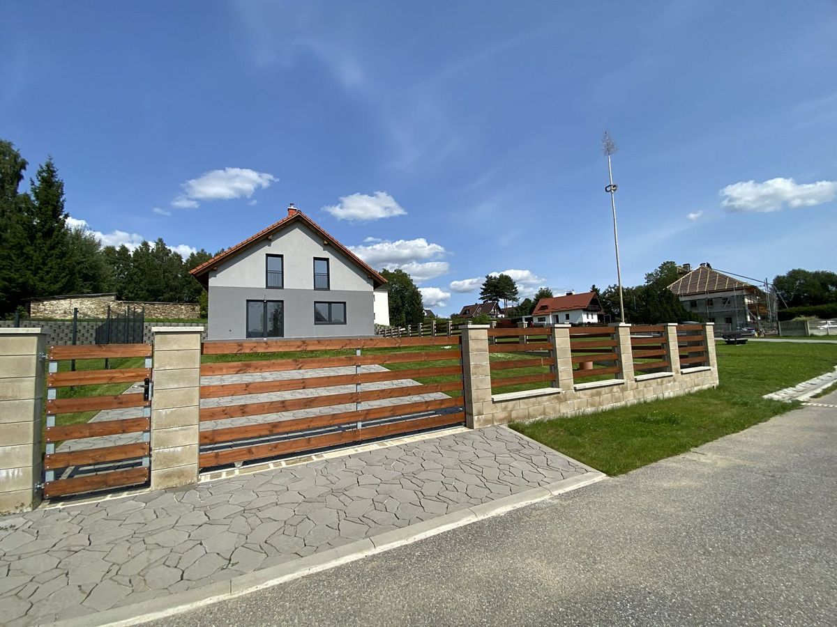 Prodej rodinného domu 153 m², pozemek 650 m² – fotografie 4