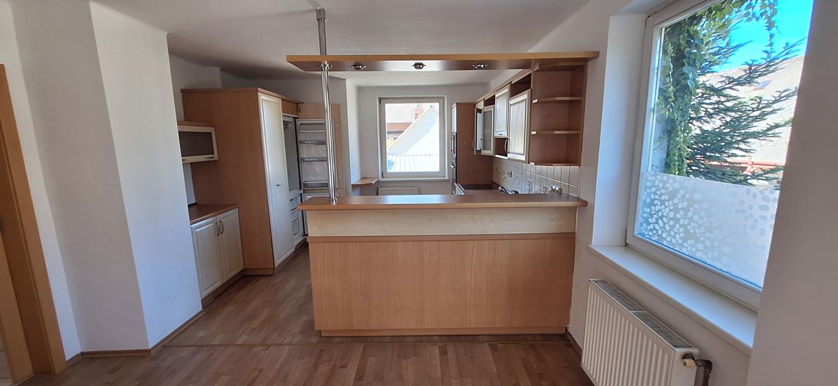Prodej rodinného domu 171 m², pozemek 686 m² – fotografie 4