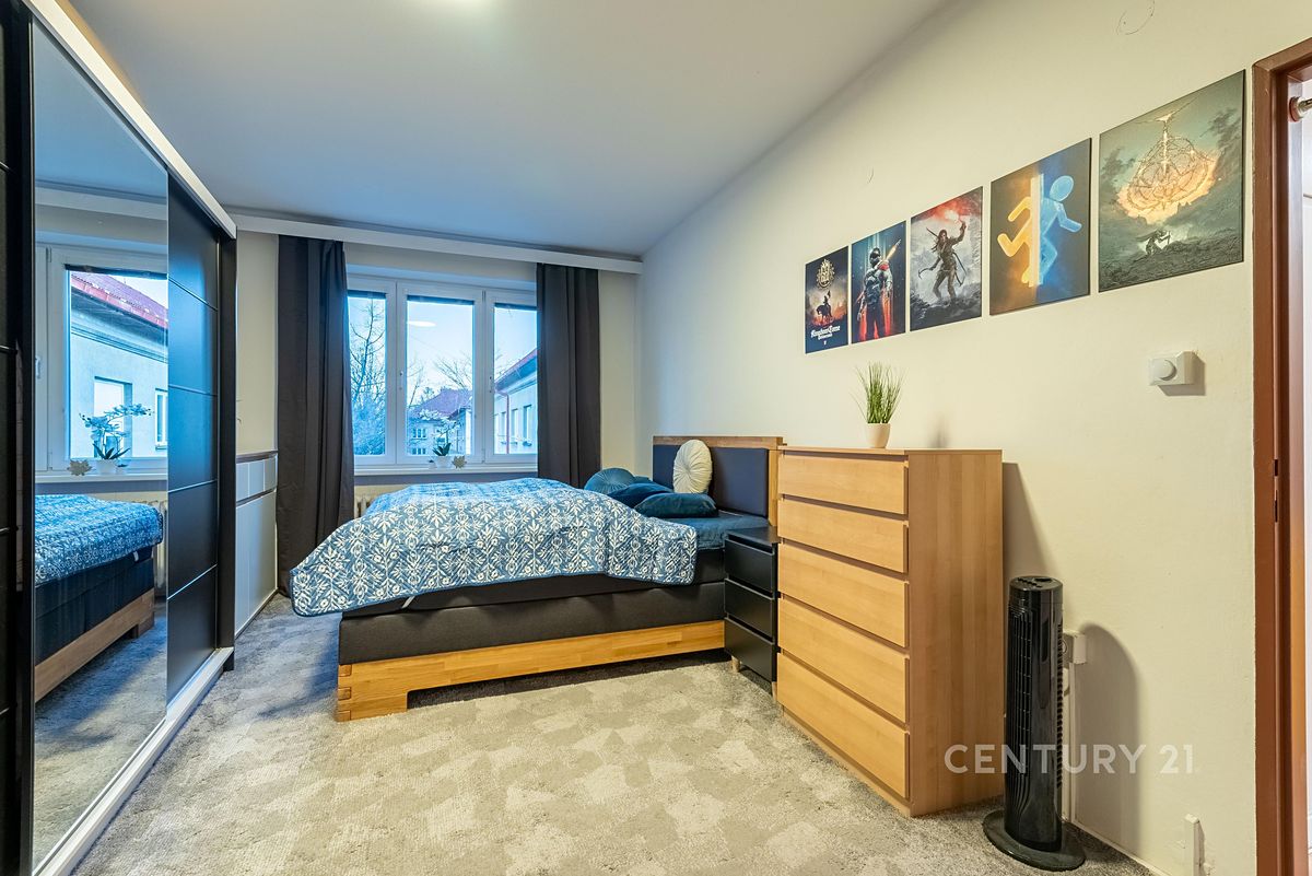 Pronájem bytu 2+1 63 m² – fotografie 3