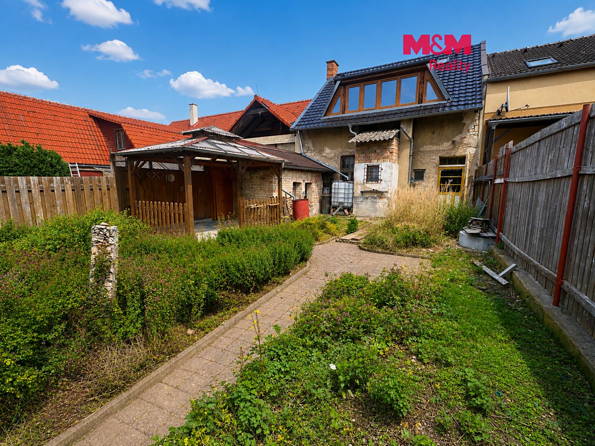 Prodej rodinného domu 100 m², pozemek 204 m²