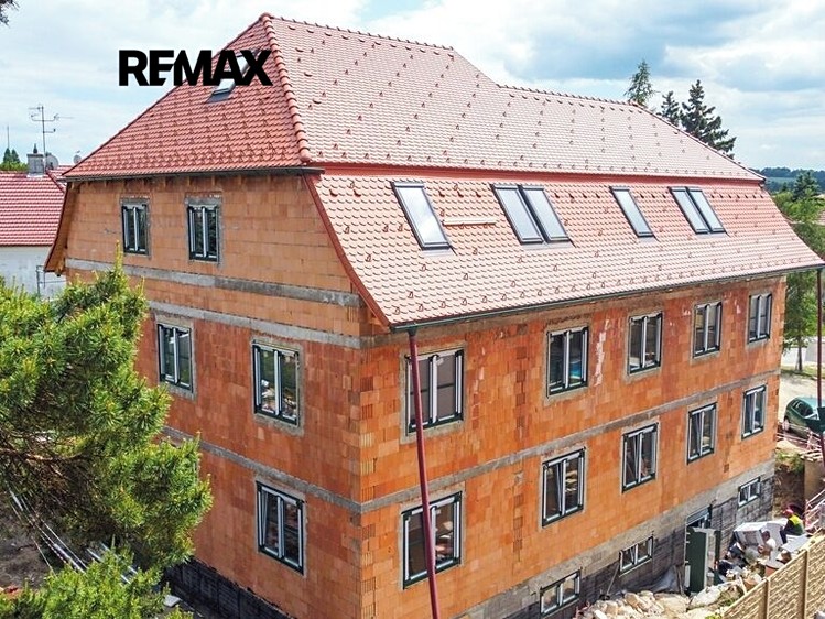 Prodej komerčního prostoru, 53 m² (4 z 25)