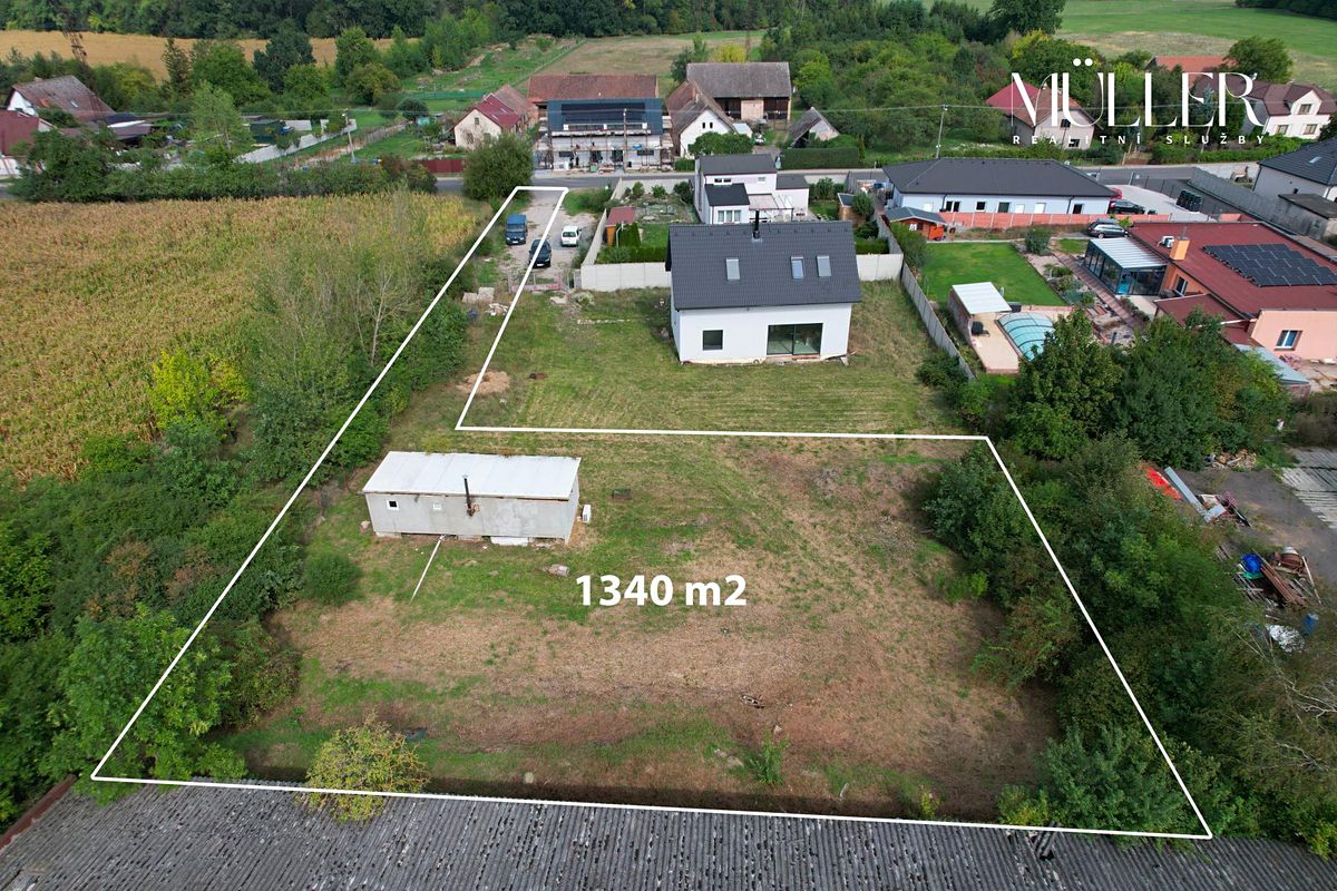 Prodej stavebního pozemku 1340 m² – fotografie 3