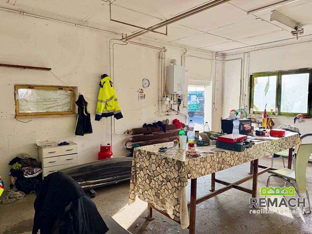 Pronájem výrobní haly, prostoru 180 m² – fotografie 2