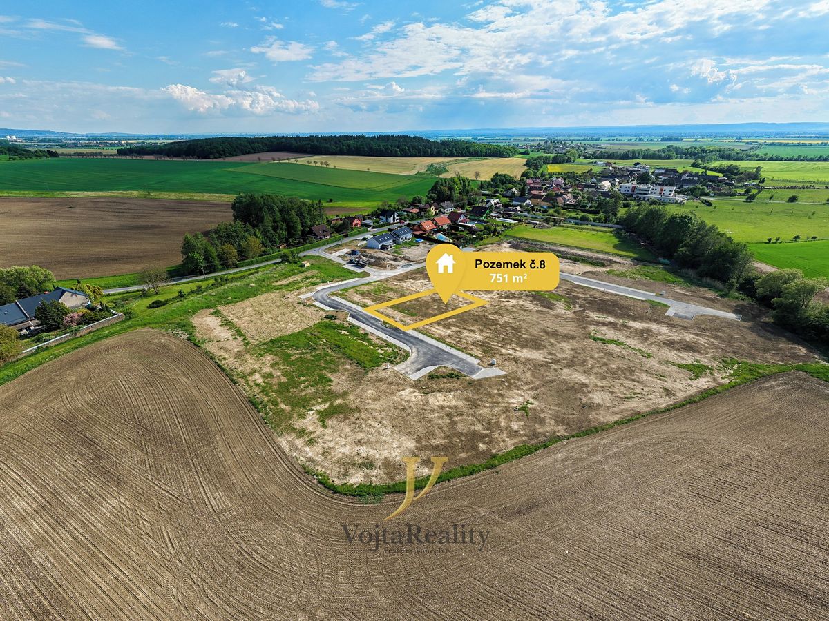 Prodej stavebního pozemku 751 m² – fotografie 2
