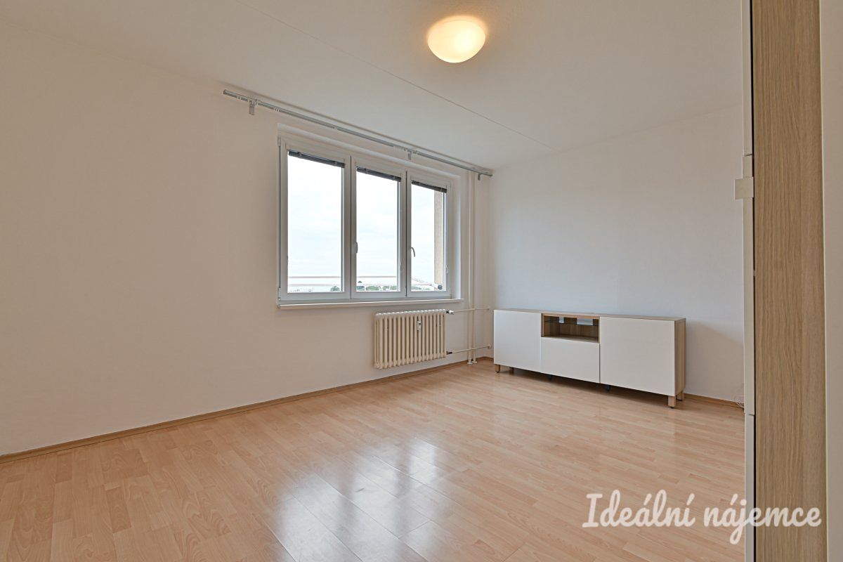 Pronájem bytu 2+kk 40 m² – fotografie 4