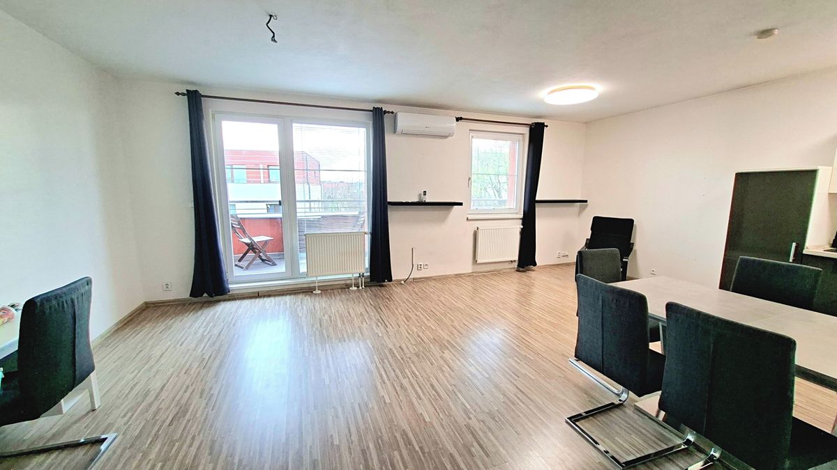 Pronájem bytu 2+kk 60 m²