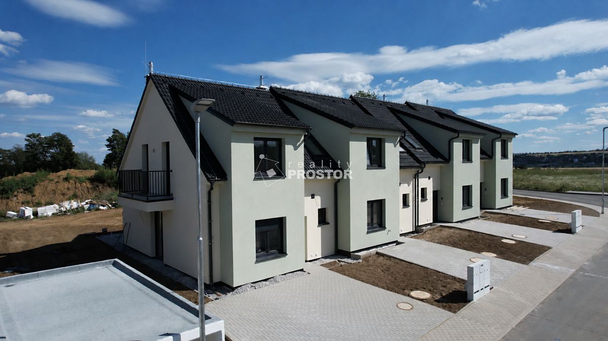 Prodej rodinného domu 110 m², pozemek 250 m² – fotografie 3