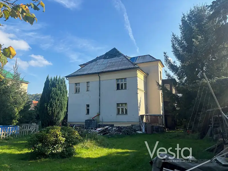 Prodej rodinného domu 300 m², pozemek 1205 m², Benešov nad Ploučnicí – náhled fotky 2