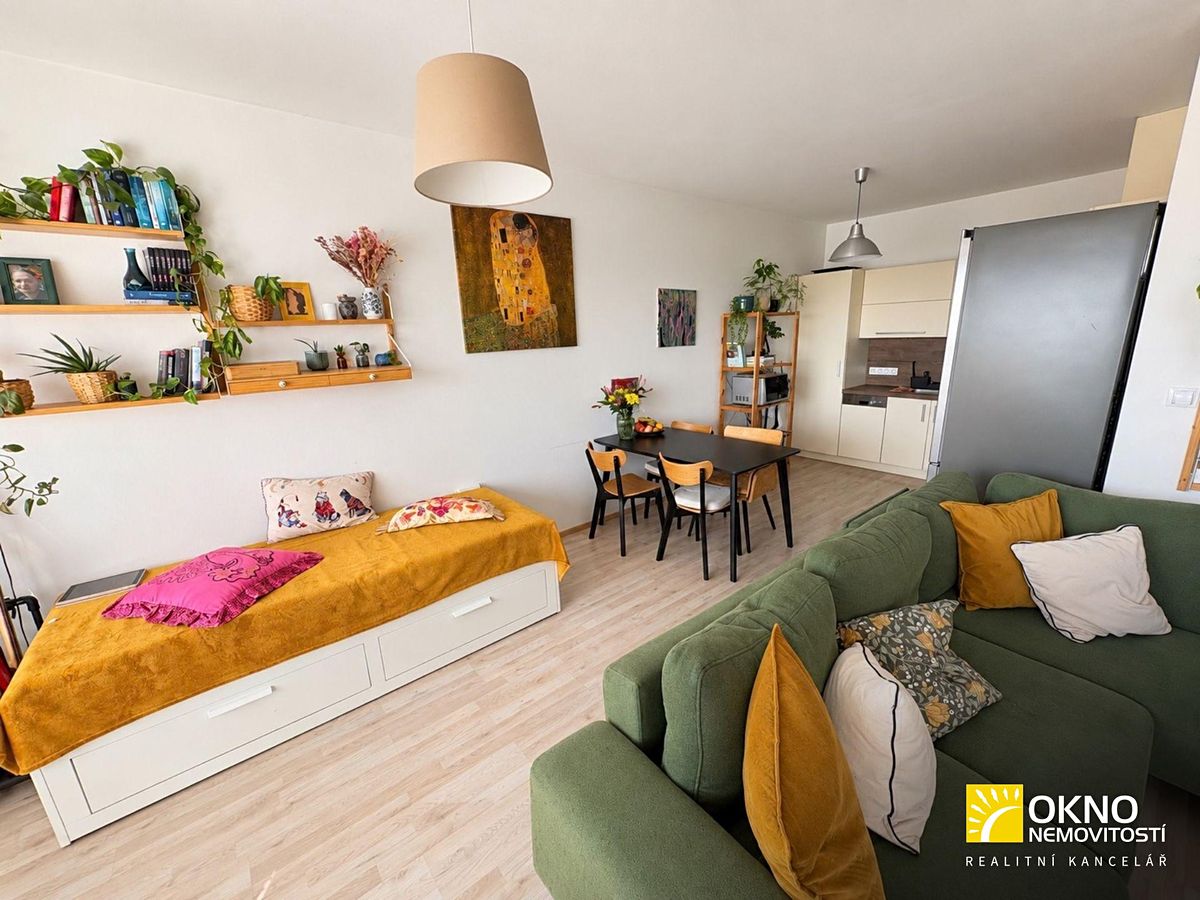 Pronájem bytu 2+kk 64 m² – fotografie 4