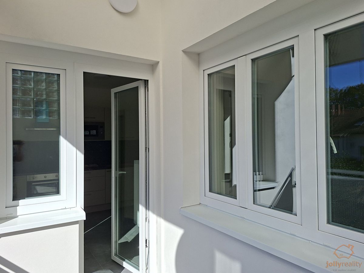 Pronájem bytu 2+1 61 m² – fotografie 5