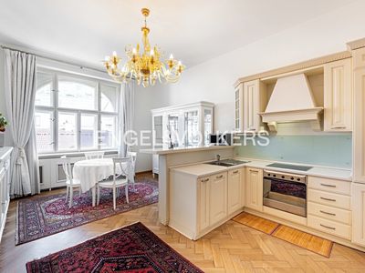 Pronájem bytu 3+kk 69 m²