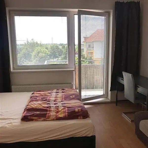 Pronájem bytu 1+kk 27 m², Olomouc – náhled fotky 2