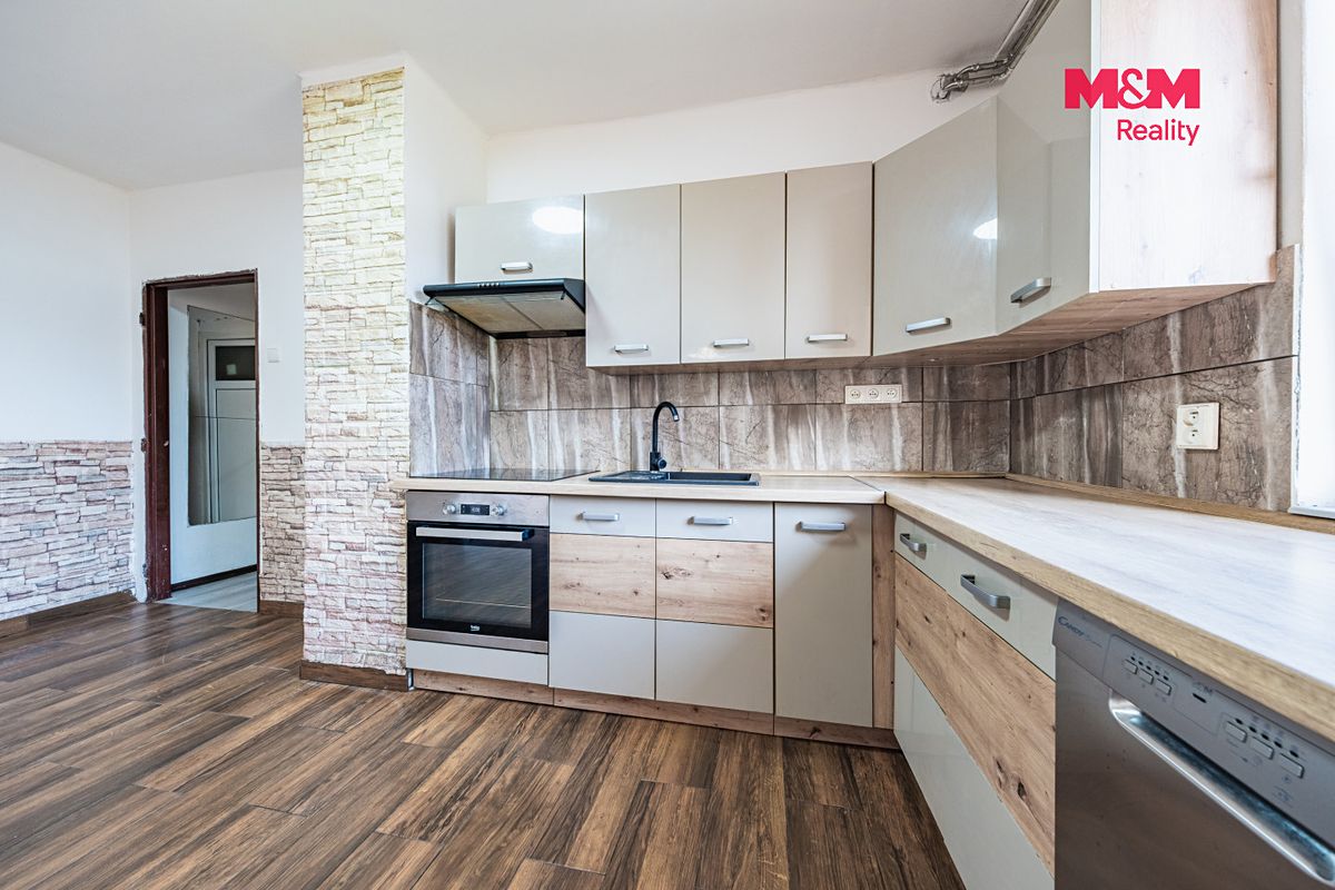 Prodej bytu 2+1 64 m² – fotografie 2