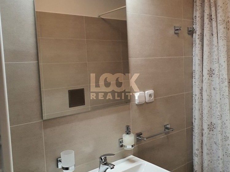 Комерційне приміщення в оренду, 65 м² (8 з 12)