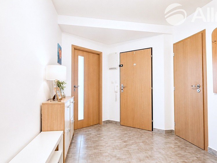 Квартира 3+kk на продаж, 88 м² (11 з 14)