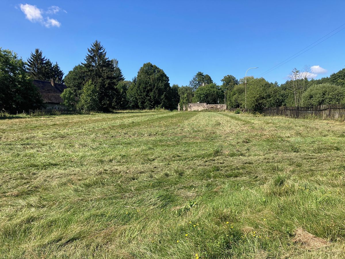 Prodej stavebního pozemku 1789 m² – fotografie 4