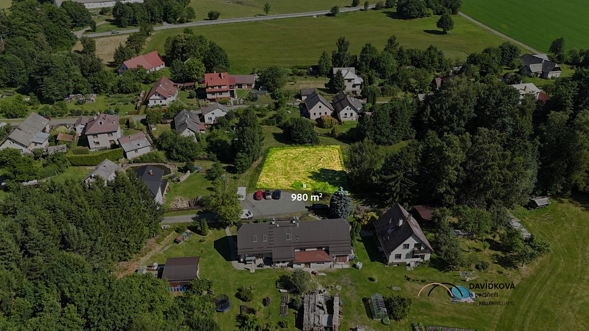 Prodej stavebního pozemku 980 m²
