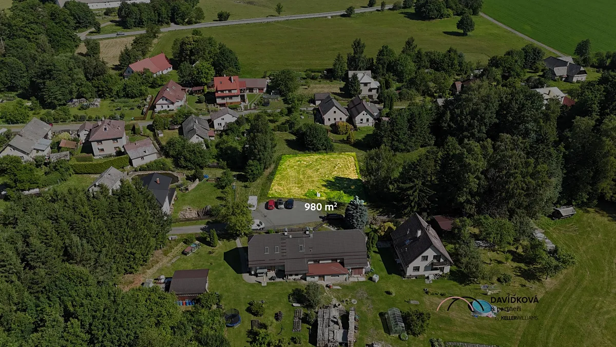 Prodej stavebního pozemku 980 m²