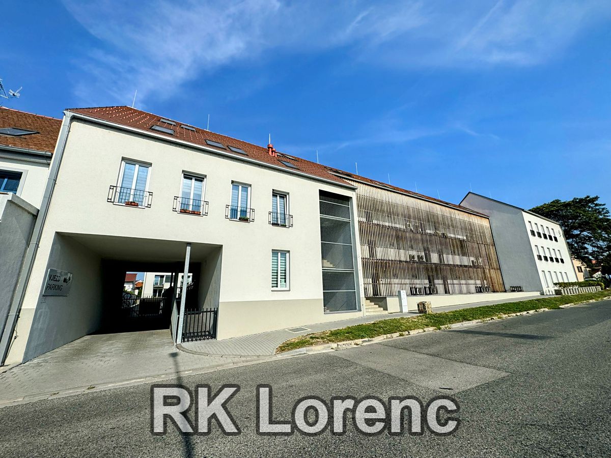 Prodej garážového stání 16 m² – fotografie 5