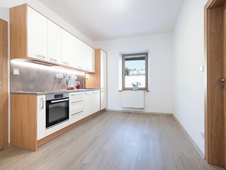 Pronájem bytu 2+kk, 59 m² (7 z 29)