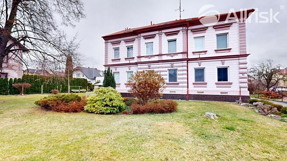 Pronájem bytu 1+kk 37 m² – fotografie 3