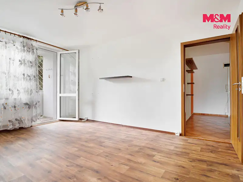 Prodej bytu 3+1 60 m², Chomutov – náhled fotky 2