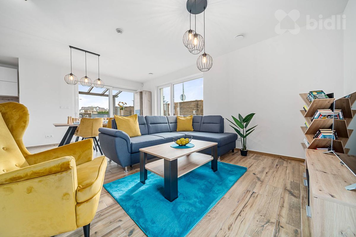 Prodej rodinného domu 139 m², pozemek 453 m² – fotografie 2