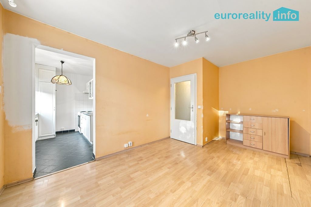 Prodej bytu 2+1 42 m² – fotografie 4