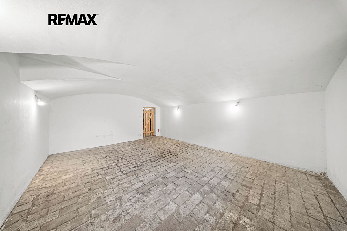 Prodej kanceláře 61 m² – fotografie 4