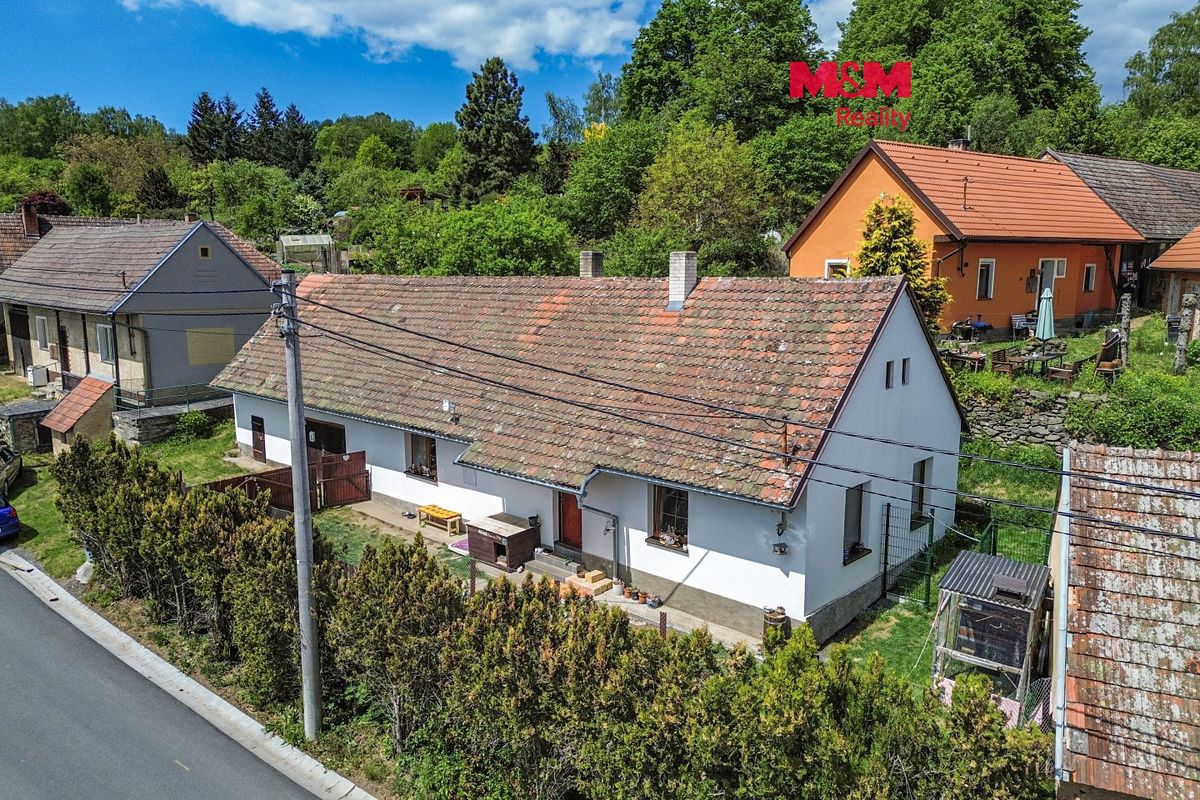 Prodej rodinného domu 71 m², pozemek 459 m², Kramolín – fotka 1 z 3