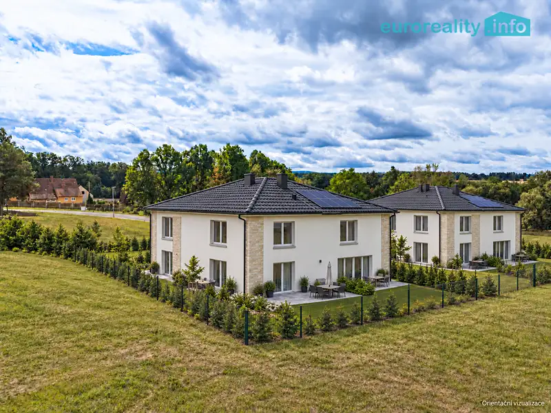 Prodej bytu 4+kk 103 m², Okrouhlá – náhled fotky 2