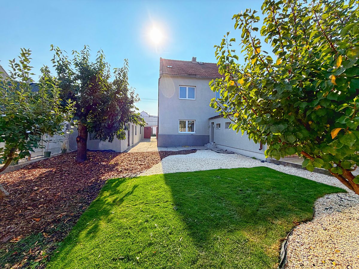 Prodej rodinného domu 152 m², pozemek 374 m² – fotografie 4